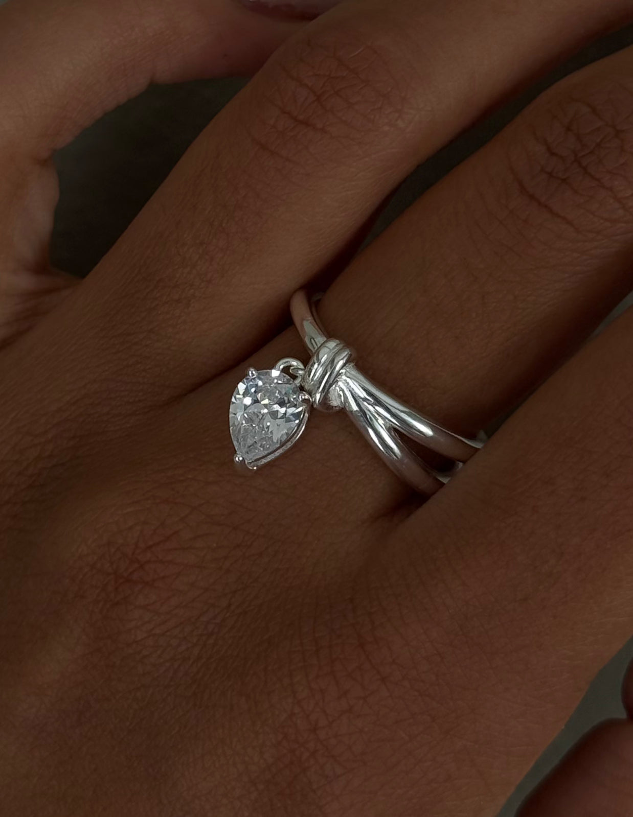 Leona Charm Ring