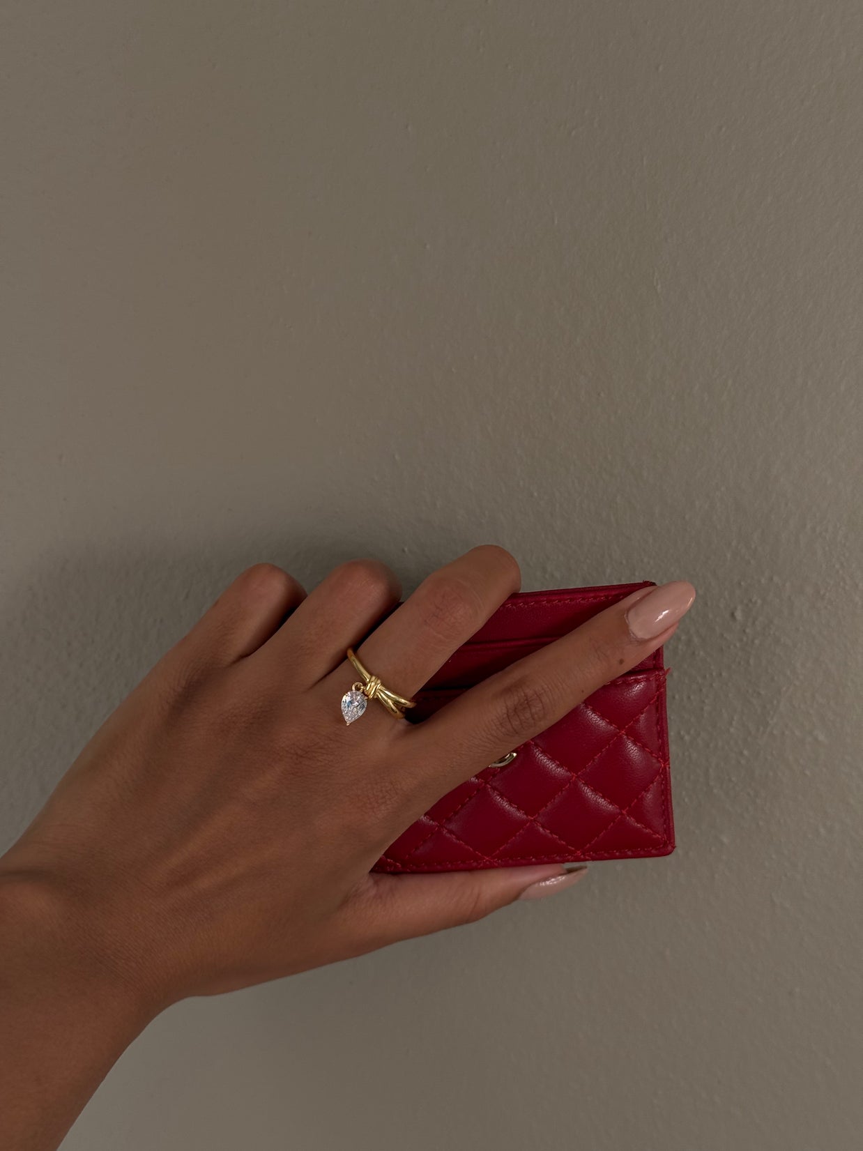 Leona Charm Ring