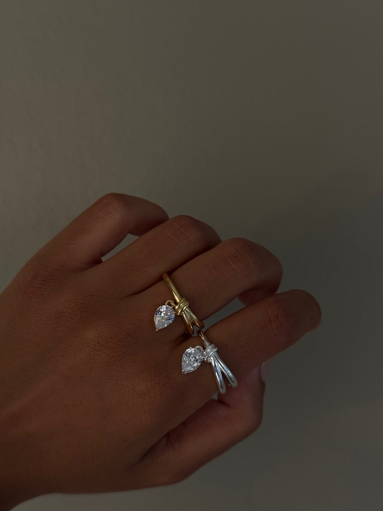Leona Charm Ring