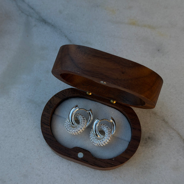 Double Bond Hoops